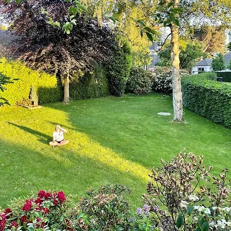 Huge In Hellerup With A Large Garden - Very Close To Copenhague