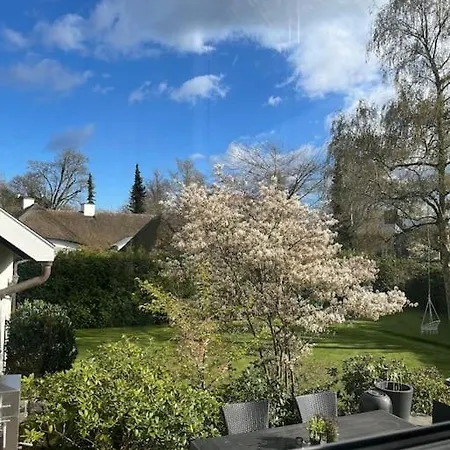 Huge In Hellerup With A Large Garden - Very Close To